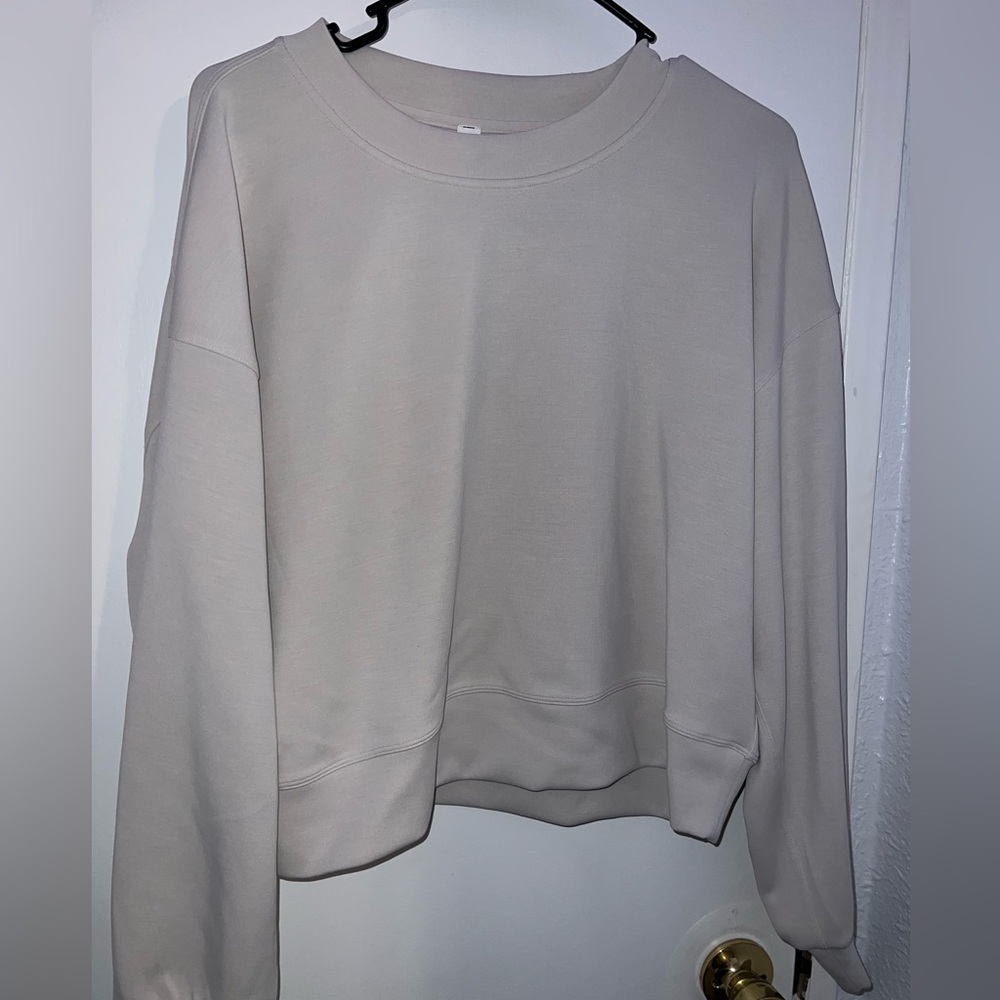 Iululemon perfectly oversized cropped crew white opal